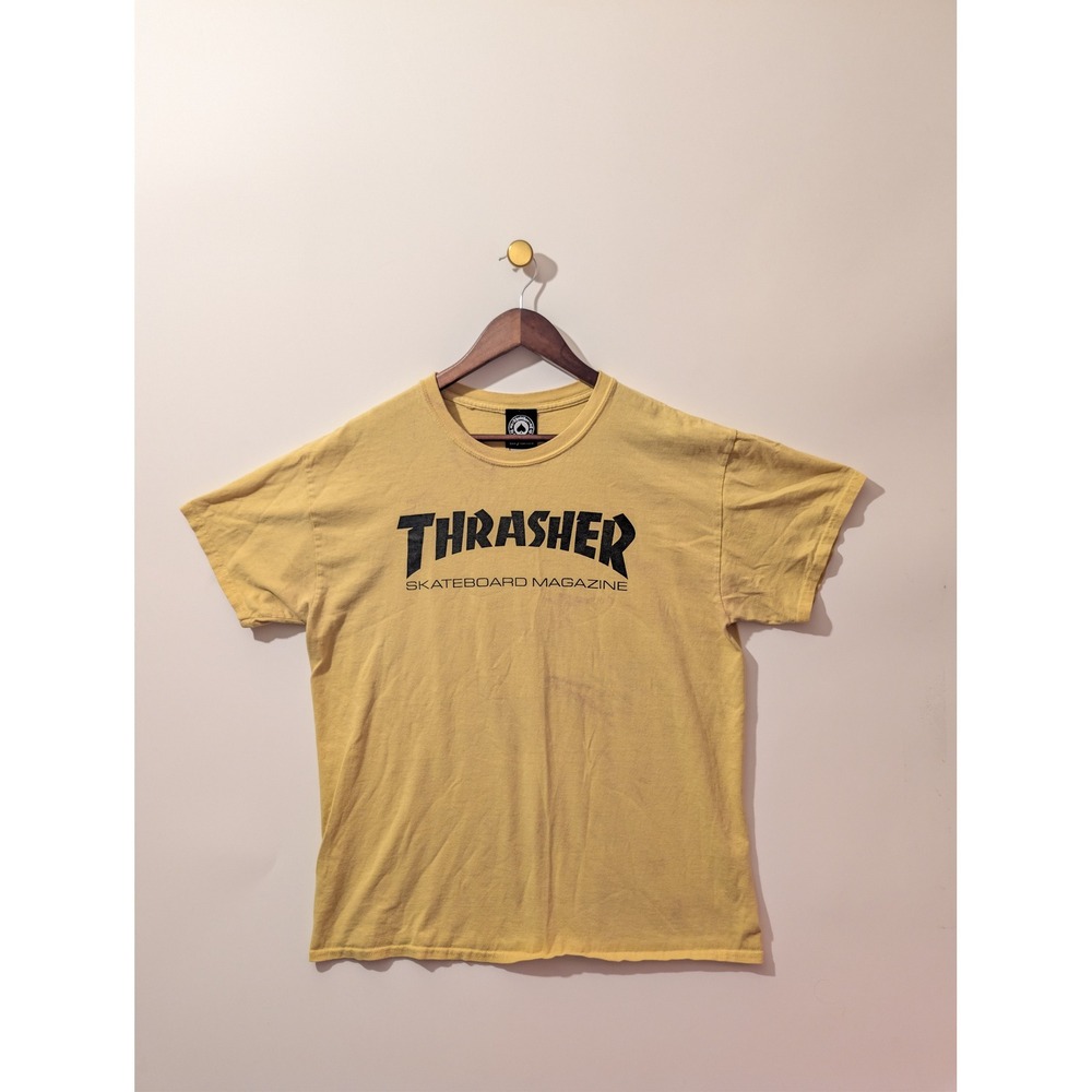 Thrasher Skateboard Magazine T-Shirt Mens L Yellow Good Graphic Tee Streetwear